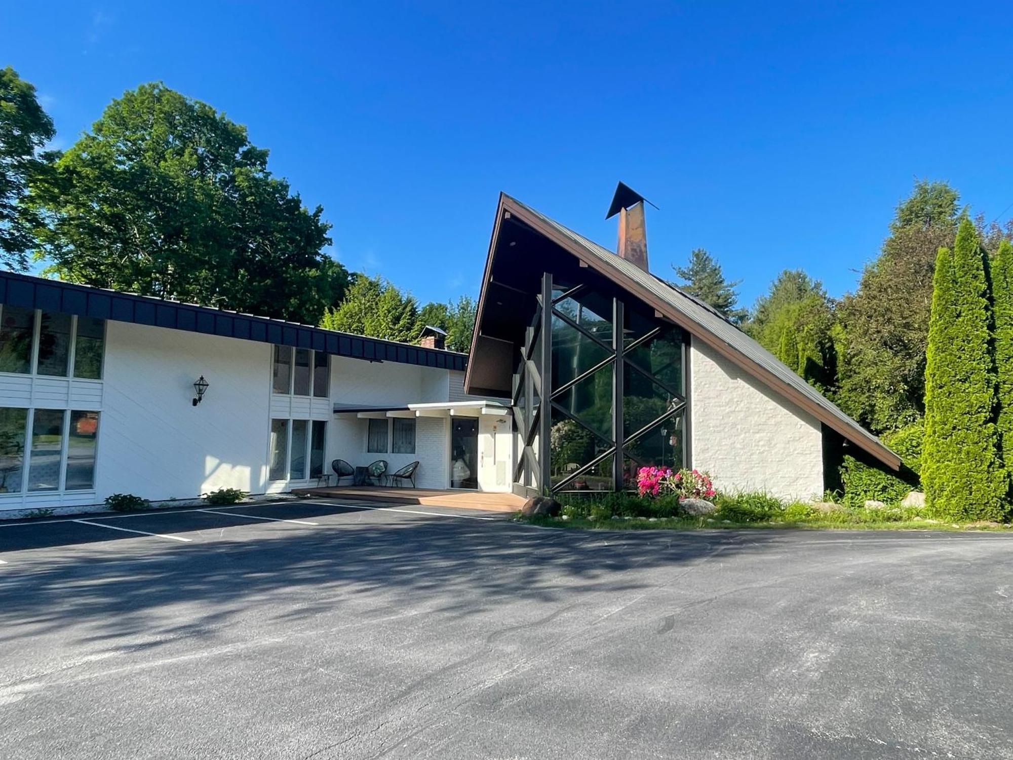 Toll Road Inn Manchester Bagian luar foto